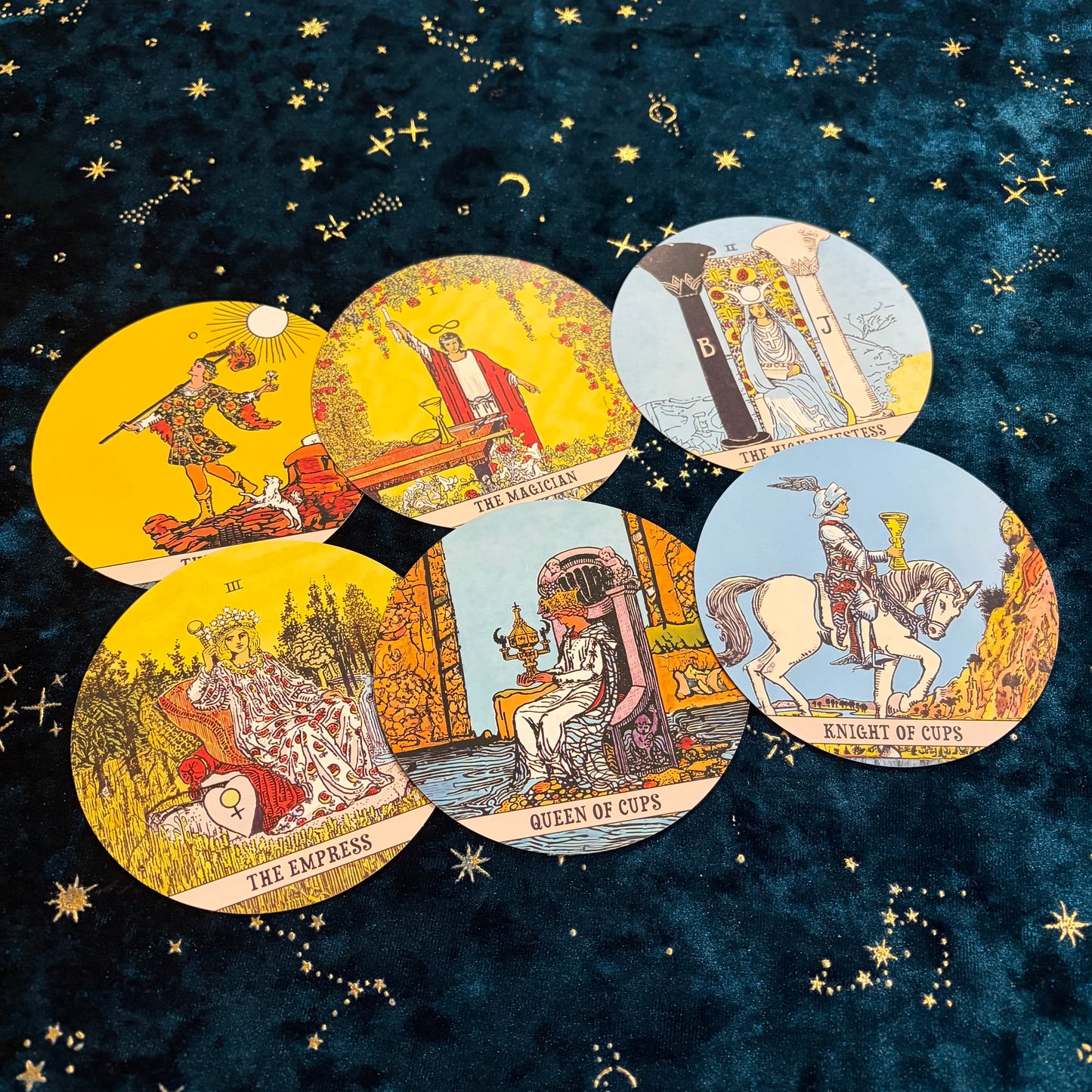Circular Tarot Card Deck 圓形塔羅牌