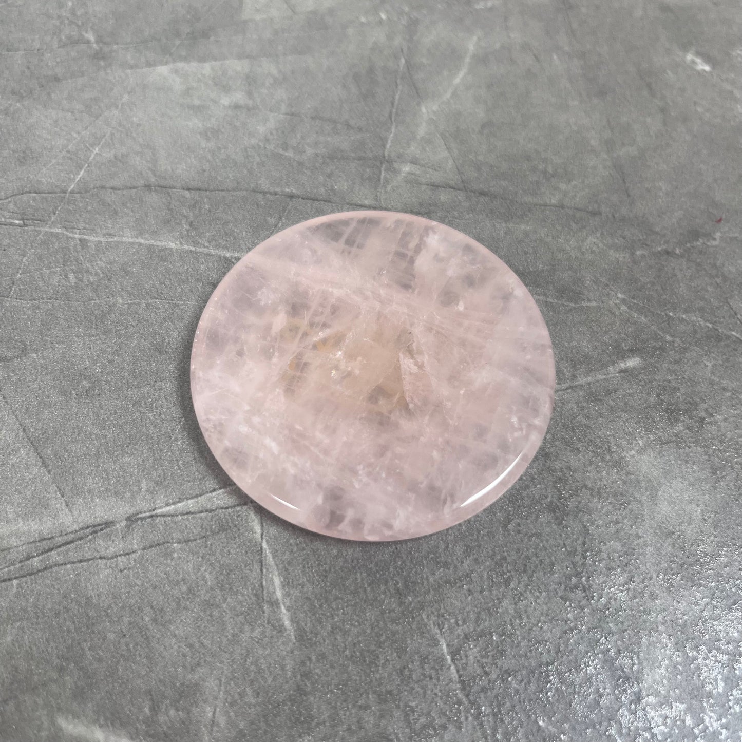 粉晶 三月相 雕刻件
