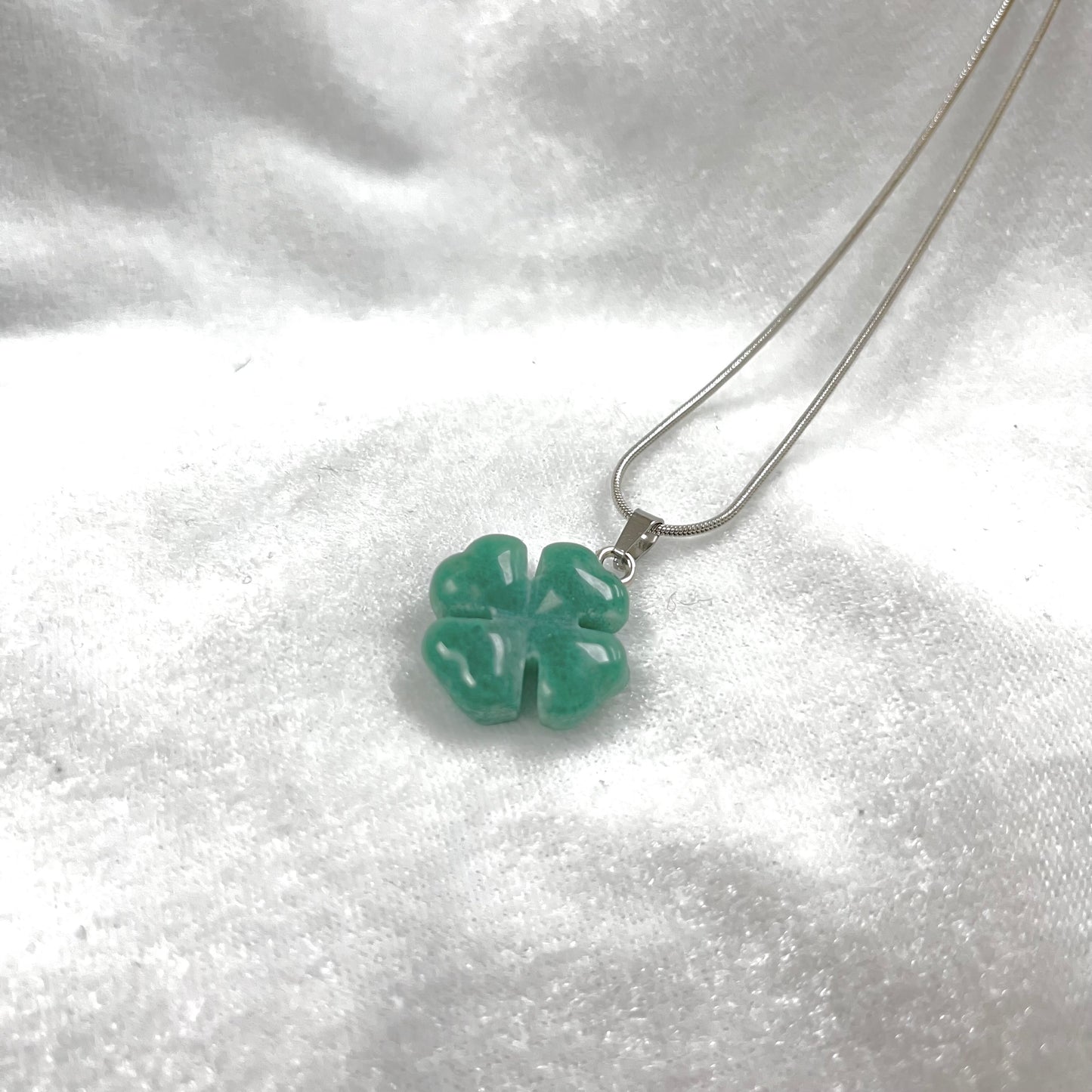 幸運四葉草 東陵玉 水晶吊墜