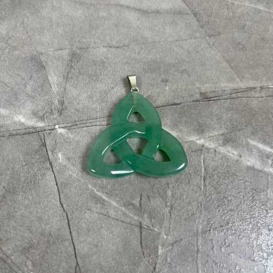 東陵玉 凱爾特三環結雕刻吊墜
