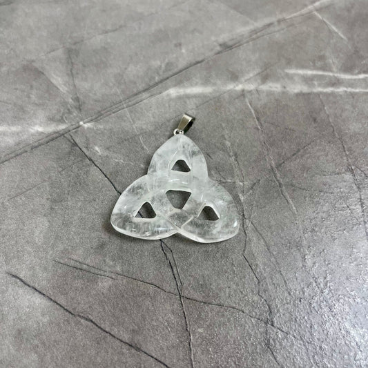 白水晶 凱爾特三環結雕刻吊墜