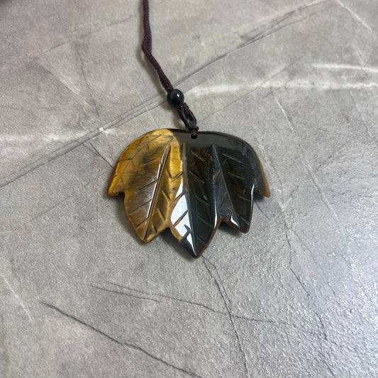 黃虎眼 楓樹葉雕刻吊墜