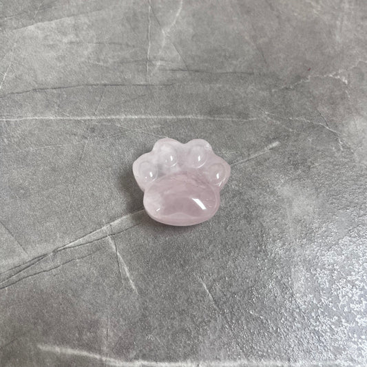 粉晶 貓肉球雕刻件