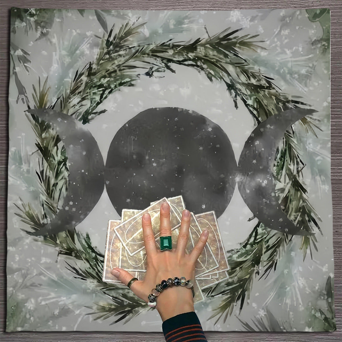 雪松黑色三月相 魔法祭壇桌布／塔羅桌布