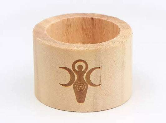 Spiral Goddess Wooden Tealight Holder 螺旋女神・原木茶燭台