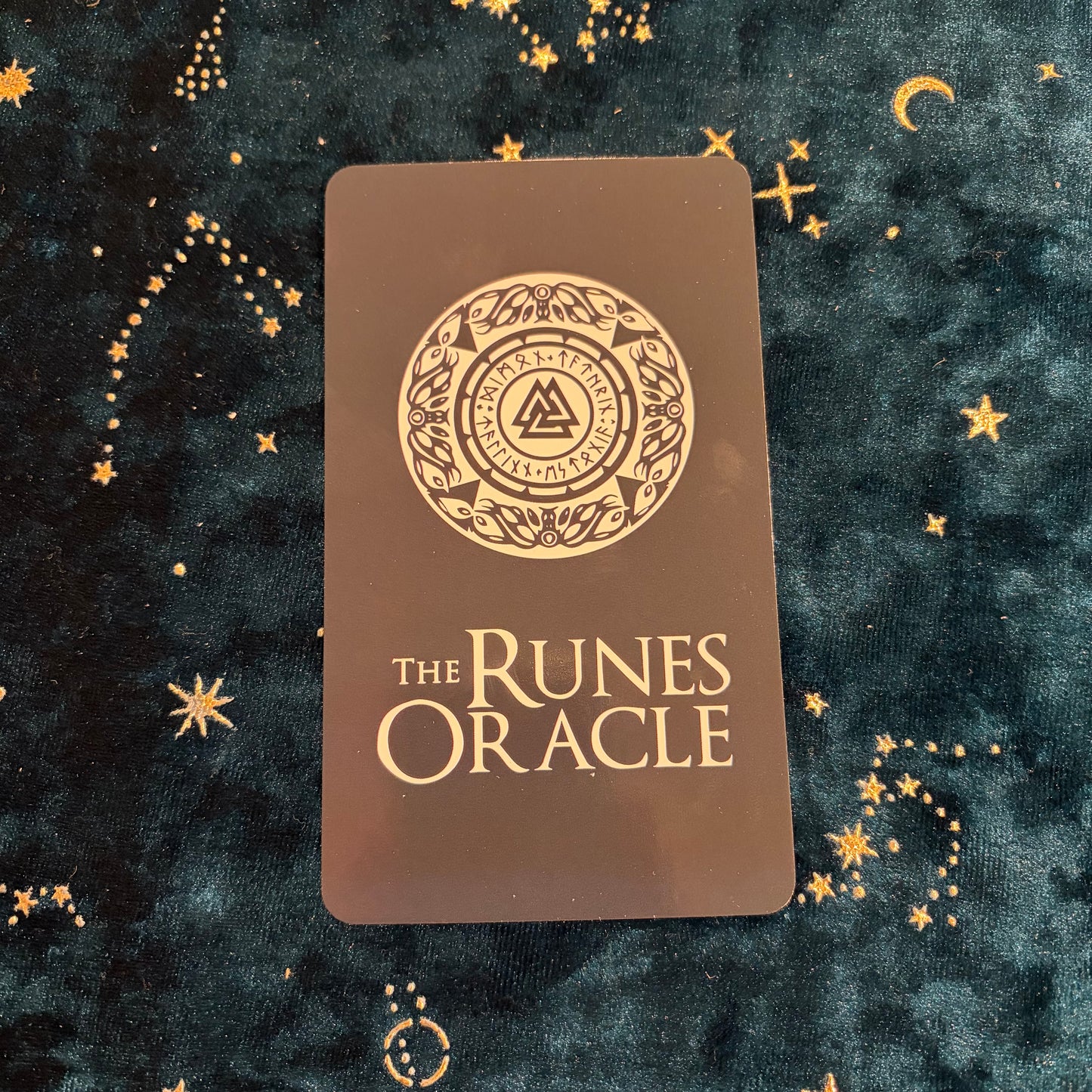 The Runes Oracle 盧恩符文神諭卡